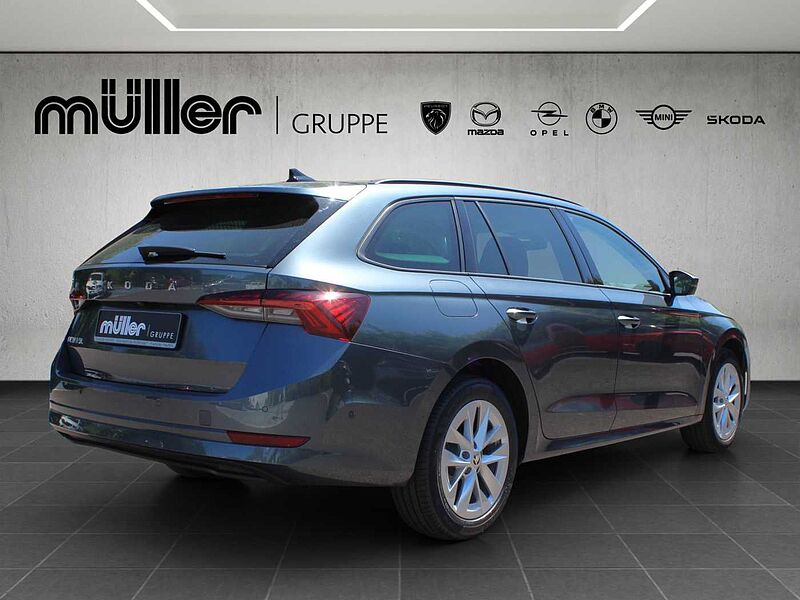 SKODA Octavia Combi 2.0 TDI DSG First Edition
