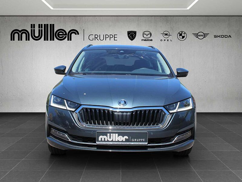 SKODA Octavia Combi 2.0 TDI DSG First Edition
