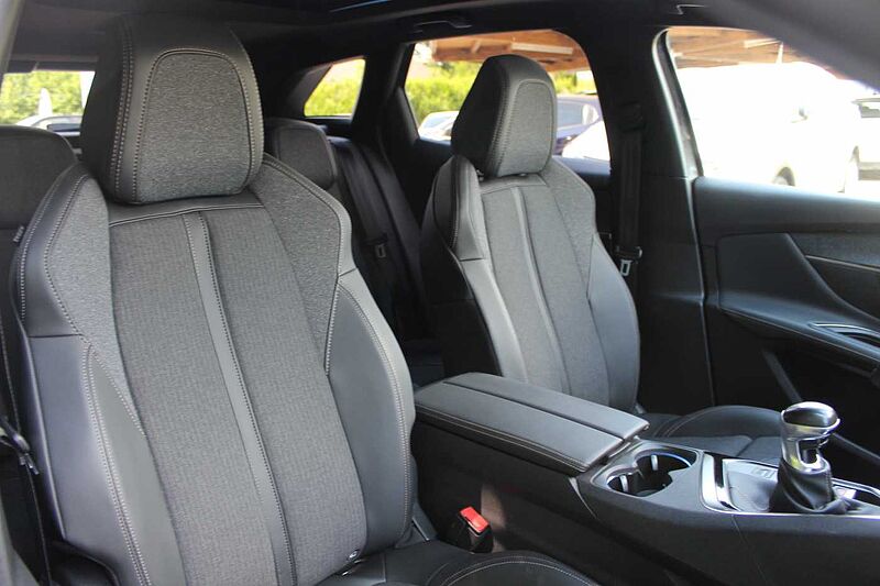 Peugeot 3008 PureTech 130 Allure inkl. GT-Line