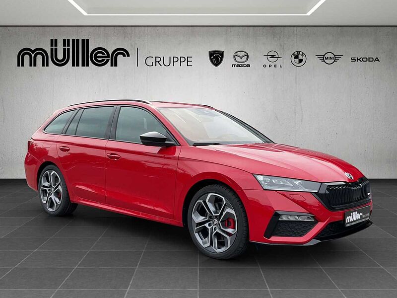 SKODA Octavia Combi RS 2.0 TSI DSG PANO VORB AHK DIVERSE PAKETE