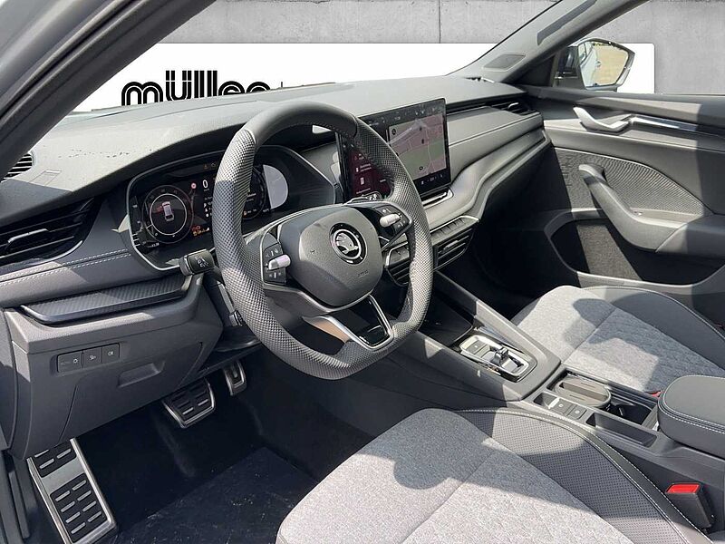 SKODA Octavia Combi 2.0 TDI DSG Sportline