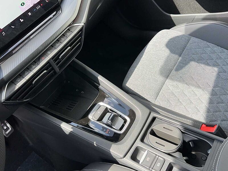 SKODA Octavia Combi 2.0 TDI DSG Sportline