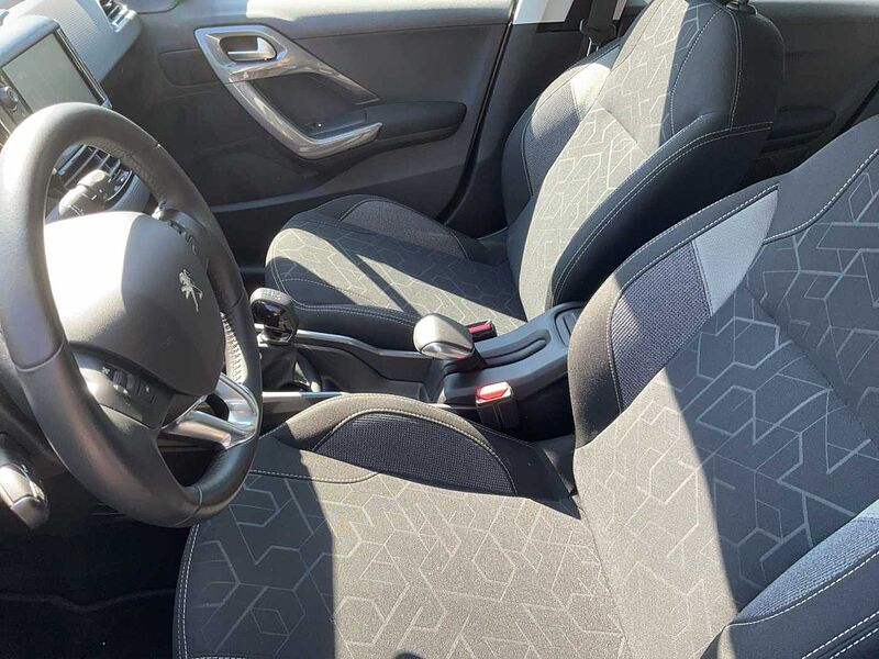 Peugeot 2008 PureTech 82 Active