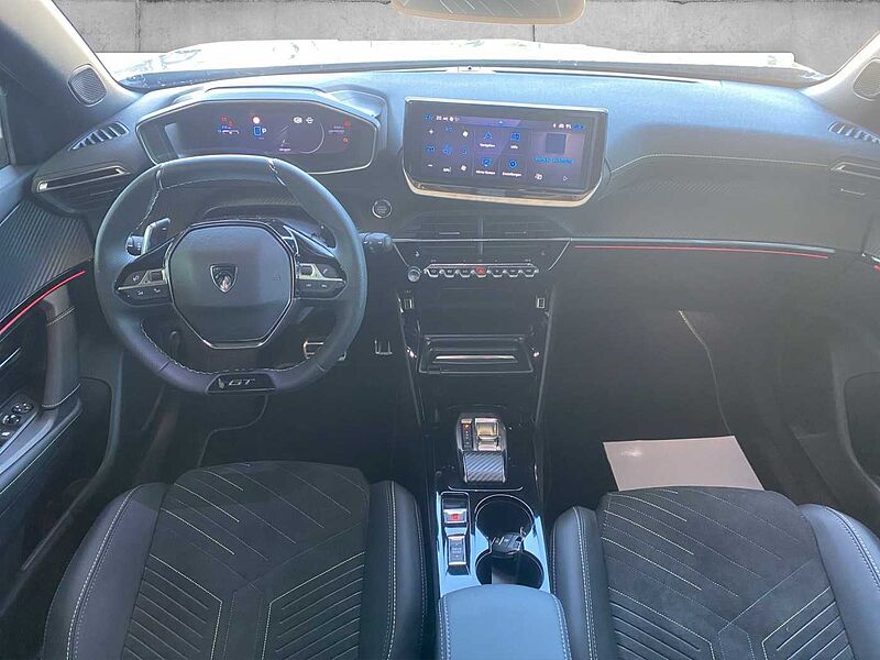 Peugeot 2008 GT Hybrid 136 e-DSC