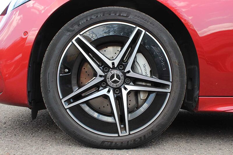 Mercedes-Benz C 300 e T 9G-TRONIC AMG Line