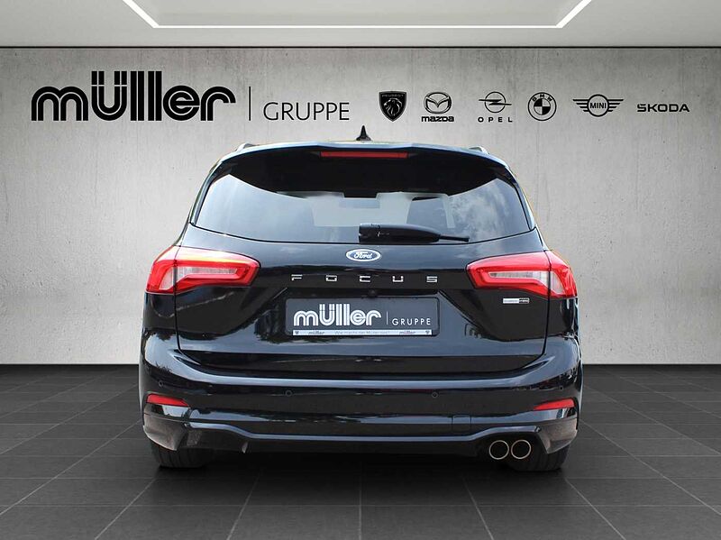 Ford Focus Kombi 1.0 EcoBoost Mild-Hybrid ST-LINE