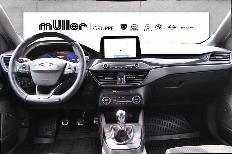 Ford Focus Kombi 1.0 EcoBoost Mild-Hybrid ST-LINE