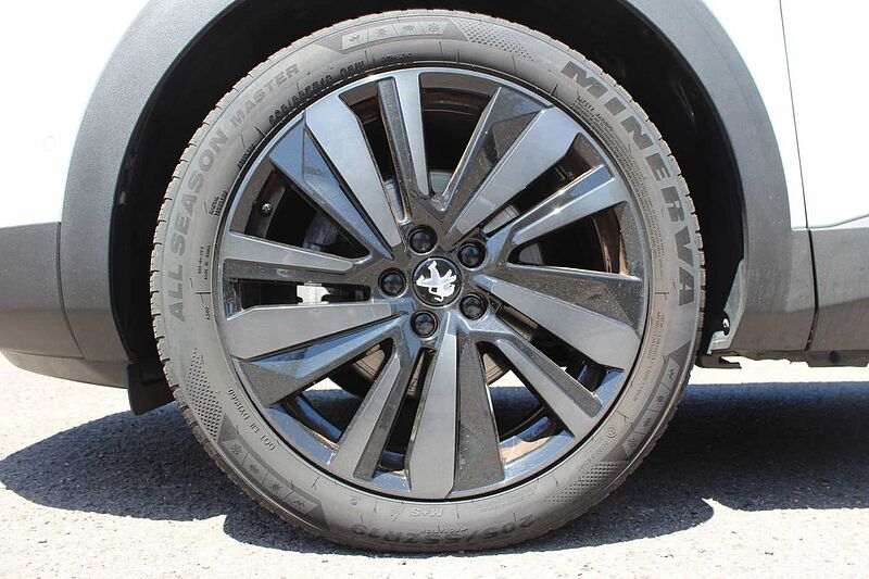 Peugeot 3008 PureTech 130 EAT8 GT