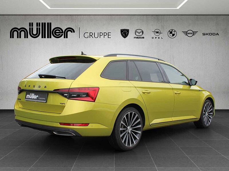 SKODA Superb Combi 2.0 TDI 4x4 DSG Sportline