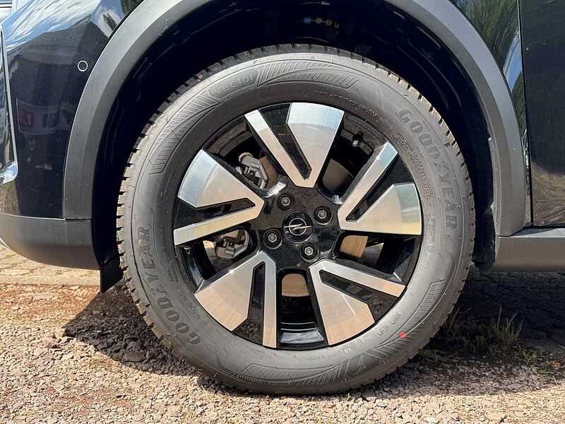 Opel Frontera 1.2 DI Hybrid 48V eDCT GS