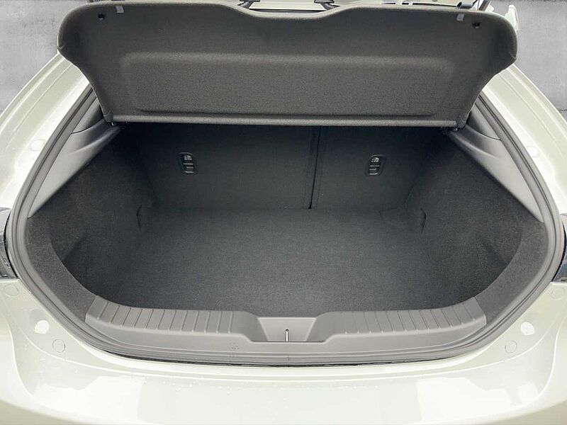 Mazda 3 G 140 PS 6AT FWD HOMURA 2025 Mazda3 5HB 2.5L e-SKYACTIV G 140ps