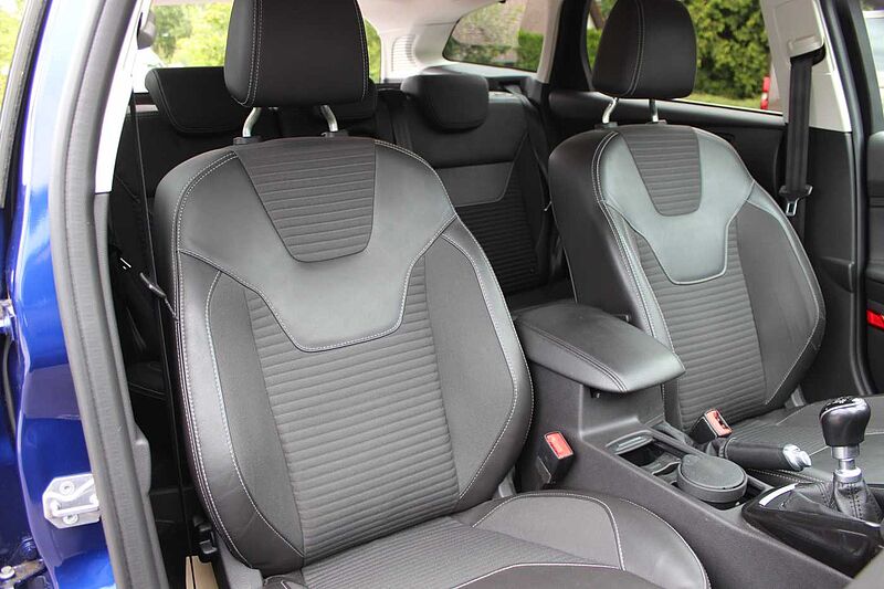 Ford Focus Turnier 1.5 EcoBoost Titanium