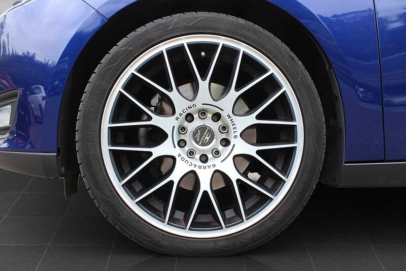 Ford Focus Turnier 1.5 EcoBoost Titanium