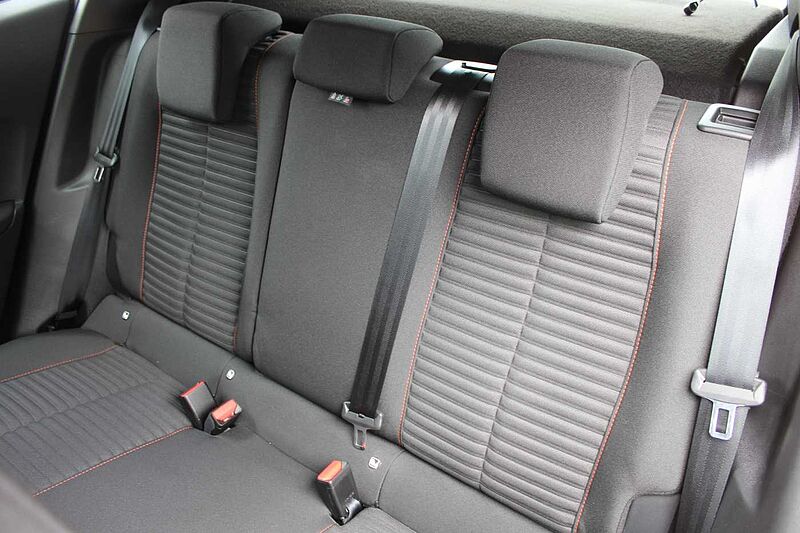 Peugeot 2008 PureTech 100 Active