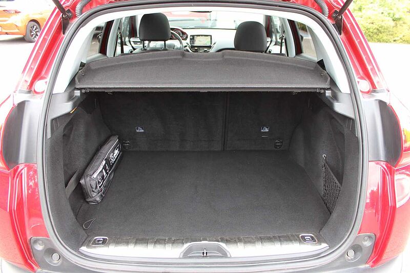 Peugeot 2008 PureTech 110 EAT6 Allure inkl. GT-Line