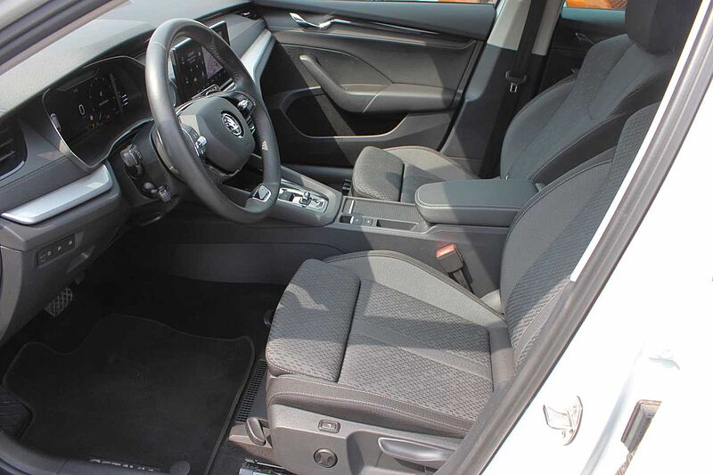 SKODA Octavia Combi 1.5 TSI e-TEC DSG Clever