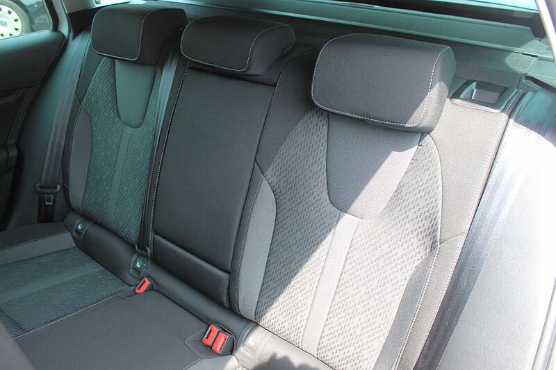 SKODA Octavia Combi 1.5 TSI e-TEC DSG Clever