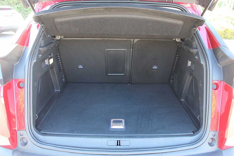 Peugeot 3008 Plug-in Hybrid 225 e-EAT8 Allure Pack