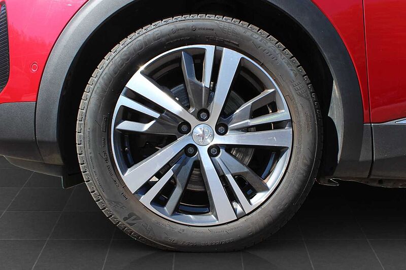Peugeot 3008 Plug-in Hybrid 225 e-EAT8 Allure Pack