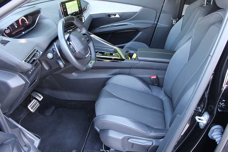 Peugeot 3008 PureTech 130 EAT8 GT