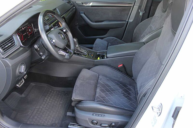 SKODA Superb Combi 2.0 TSI DSG Sportline