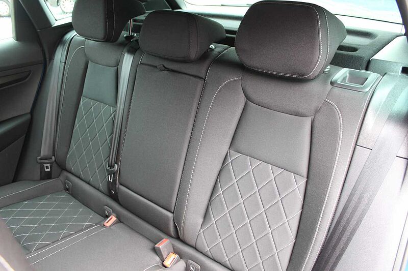 SKODA Karoq 1.5 TSI ACT DSG Sportline