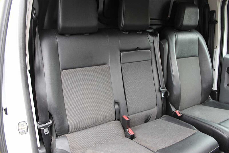 Peugeot Expert BlueHDi 145 L2H1 Premium