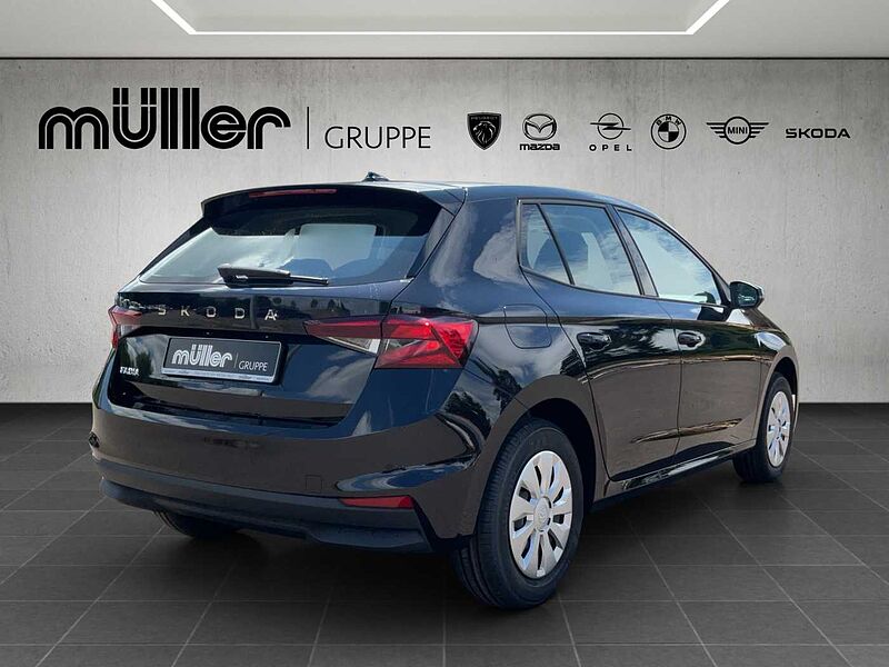 SKODA Fabia Essence 1.0 MPI