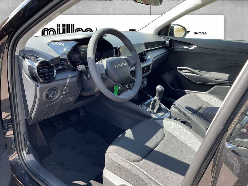 SKODA Fabia Essence 1.0 MPI