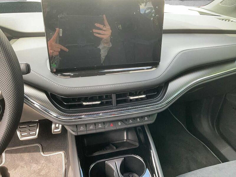 SKODA Enyaq 85x Sportline