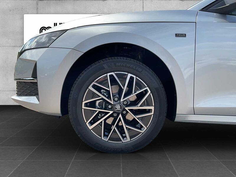 SKODA Octavia Combi Tour 2.0 TDI DSG