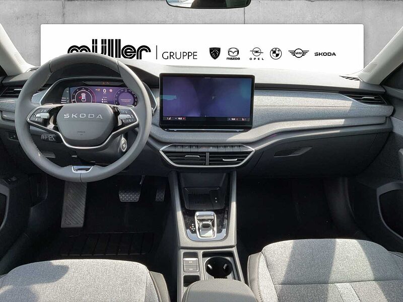 SKODA Octavia Combi Tour 2.0 TDI DSG