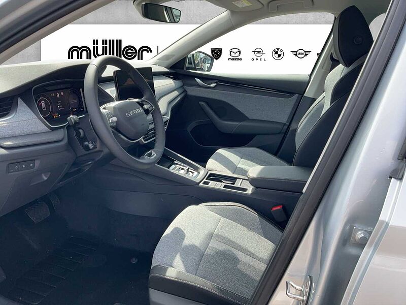 SKODA Octavia Combi Tour 2.0 TDI DSG