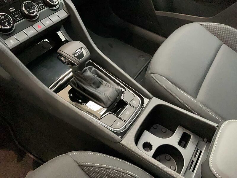 SKODA Karoq Tour 1.5 TSI DSG
