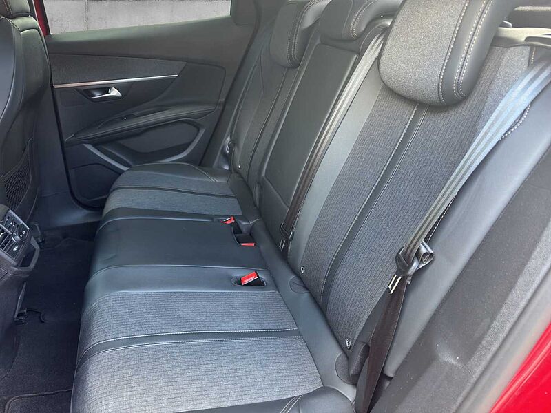 Peugeot 3008 PT 180 GPF EAT8 Allure