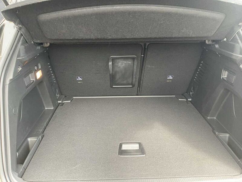 Peugeot 3008 PureTech 130 Stop & Start GPF EAT8 Allure Pack