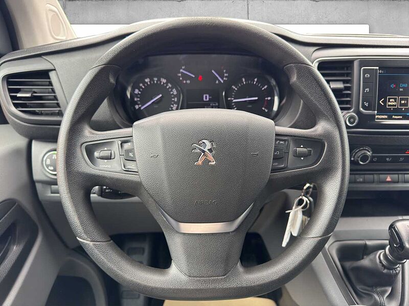 Peugeot Expert BlueHDi 120 L2H1 Premium