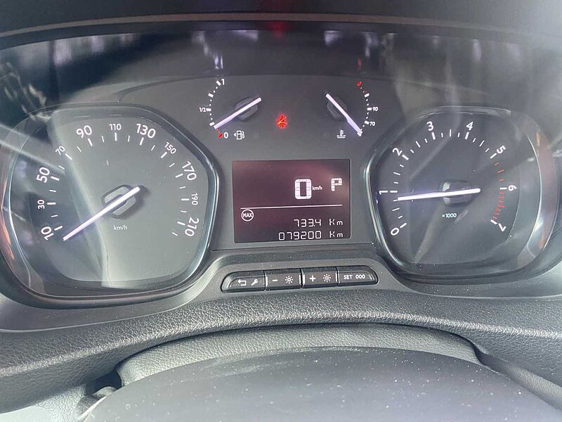 Peugeot Expert BlueHDi 180 L2H1 EAT8 Asphalt