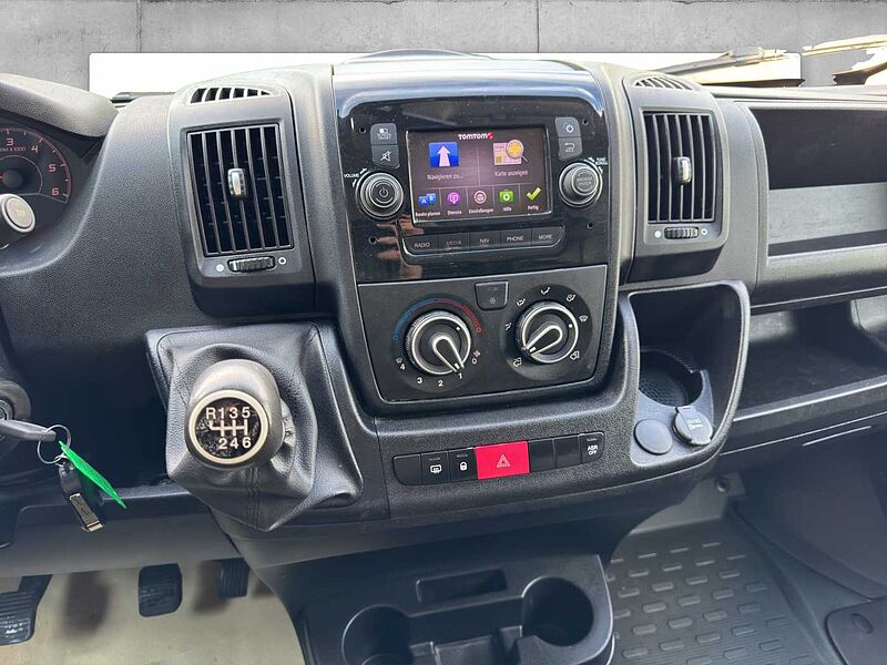 Peugeot Boxer 333 BlueHDi HDi L1H1 S&S Pro