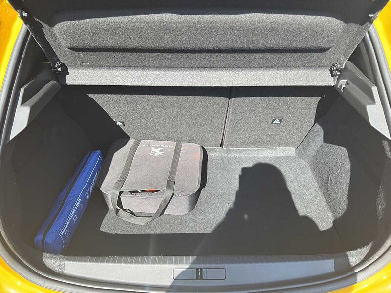 Peugeot 208 Elektro Elektromotor 136 Active Pack