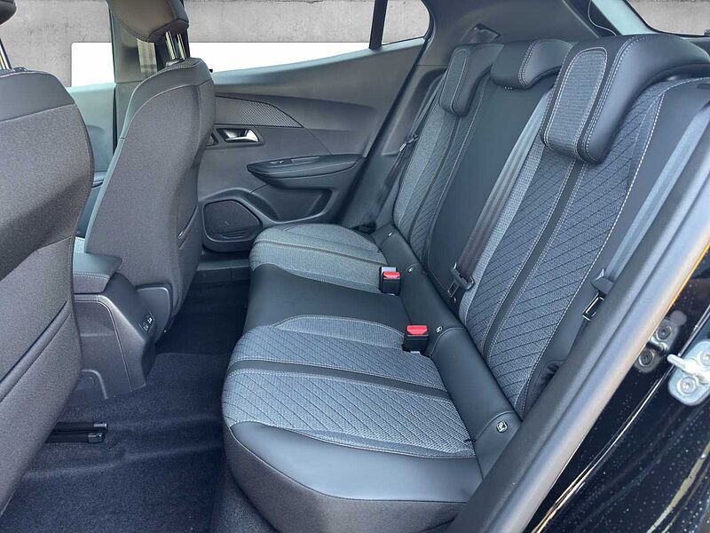 Peugeot 2008 PureTech 130 Allure