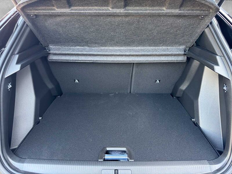 Peugeot 2008 PureTech 130 Allure