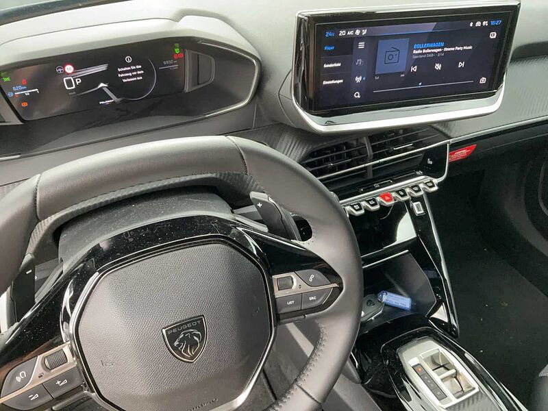 Peugeot 2008 Allure Hybrid 136 e-DSC