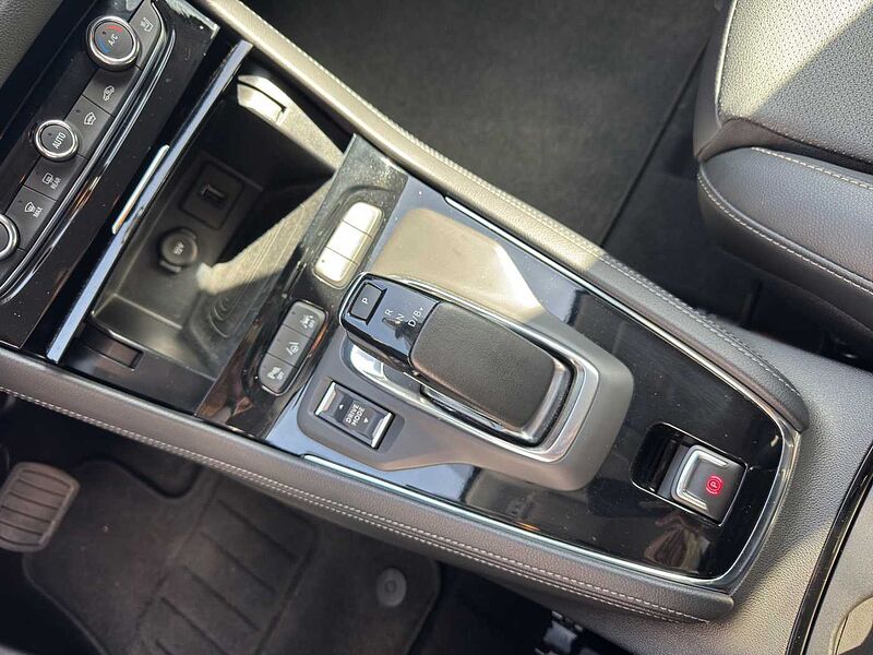 Opel Grandland Plug-in Hybrid 1.6 Autom. Ultimate 4x4